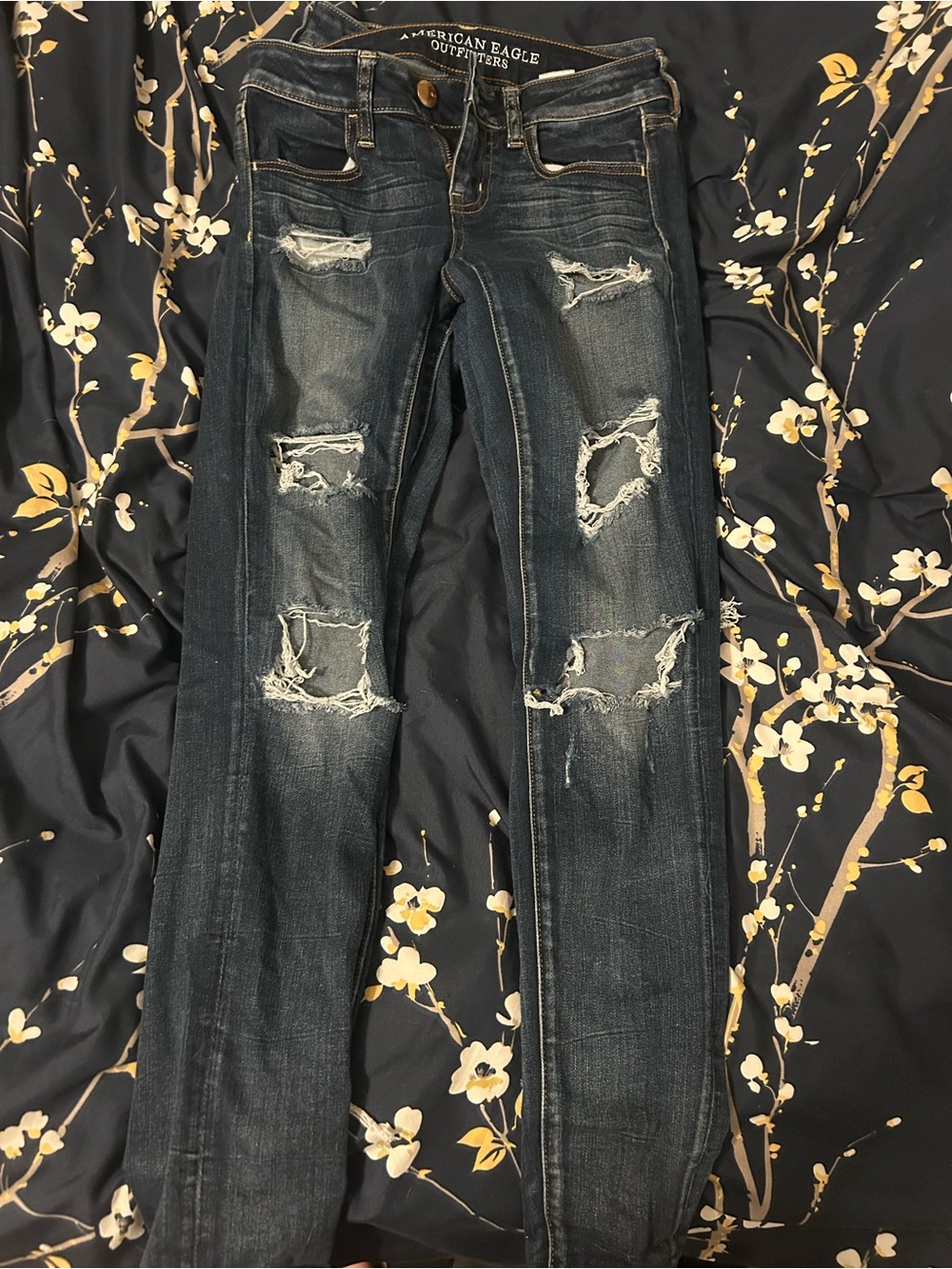 American Eagle Outfitters Dark Blue Distressed Skinny Jeans